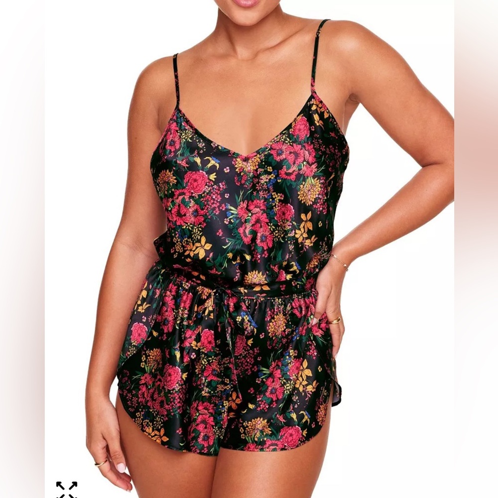 Adore Me Womens Kami Romper Lingerie, size 4x, Bustling Bouquets